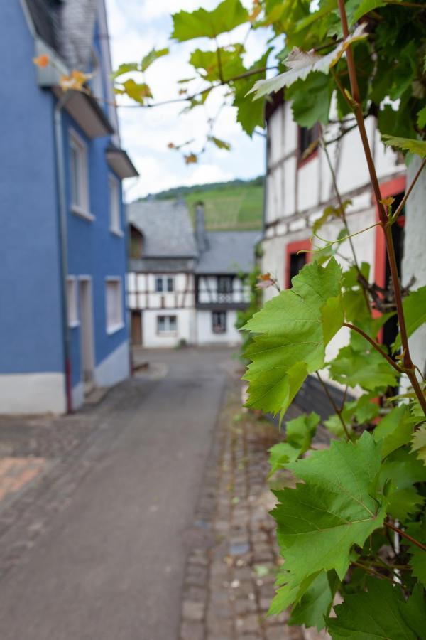 Villa Fachwerkhaeuschen Enkirch Esterno foto